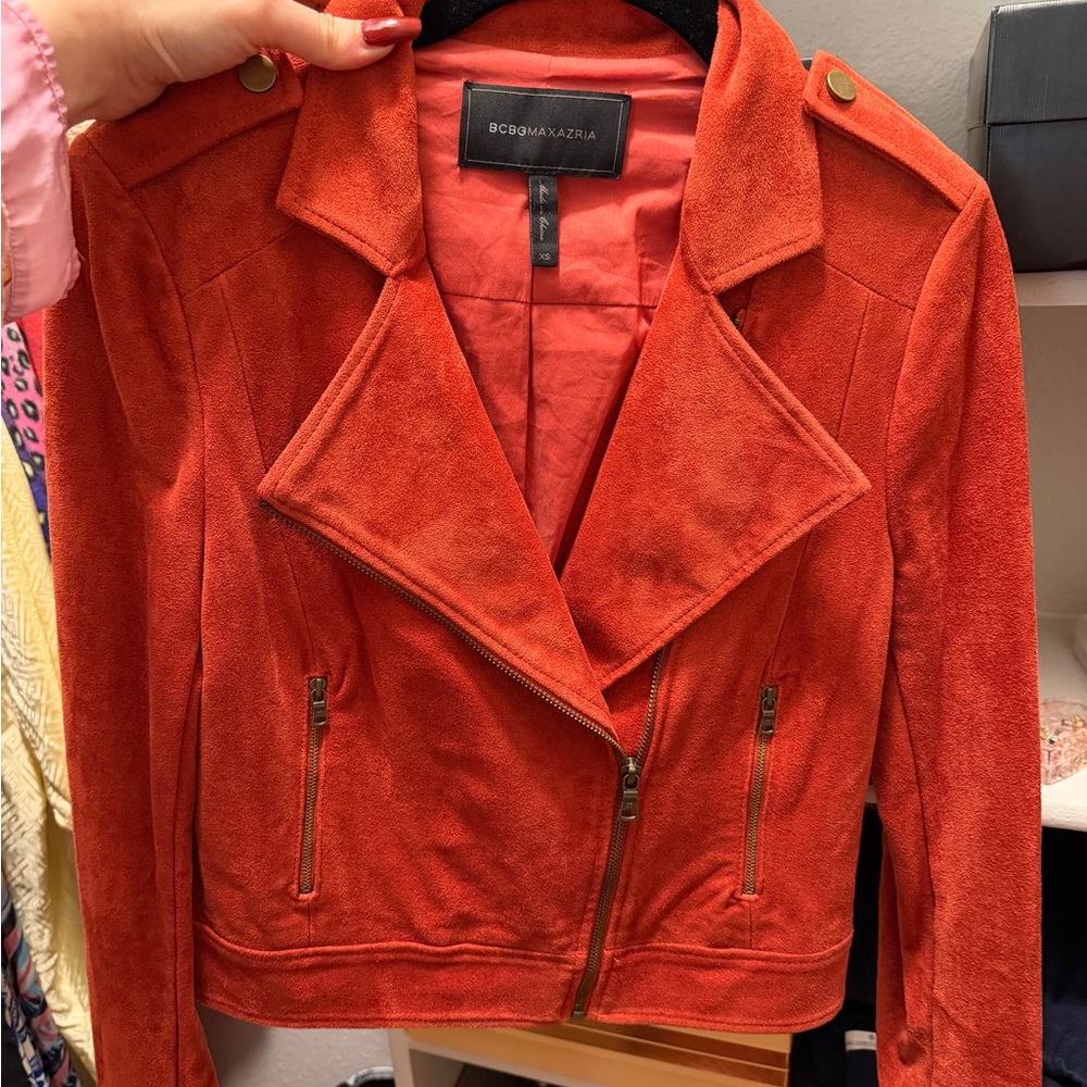 BCBGMAXAZRIA Women's Faux Suede Moto Zip Jacket